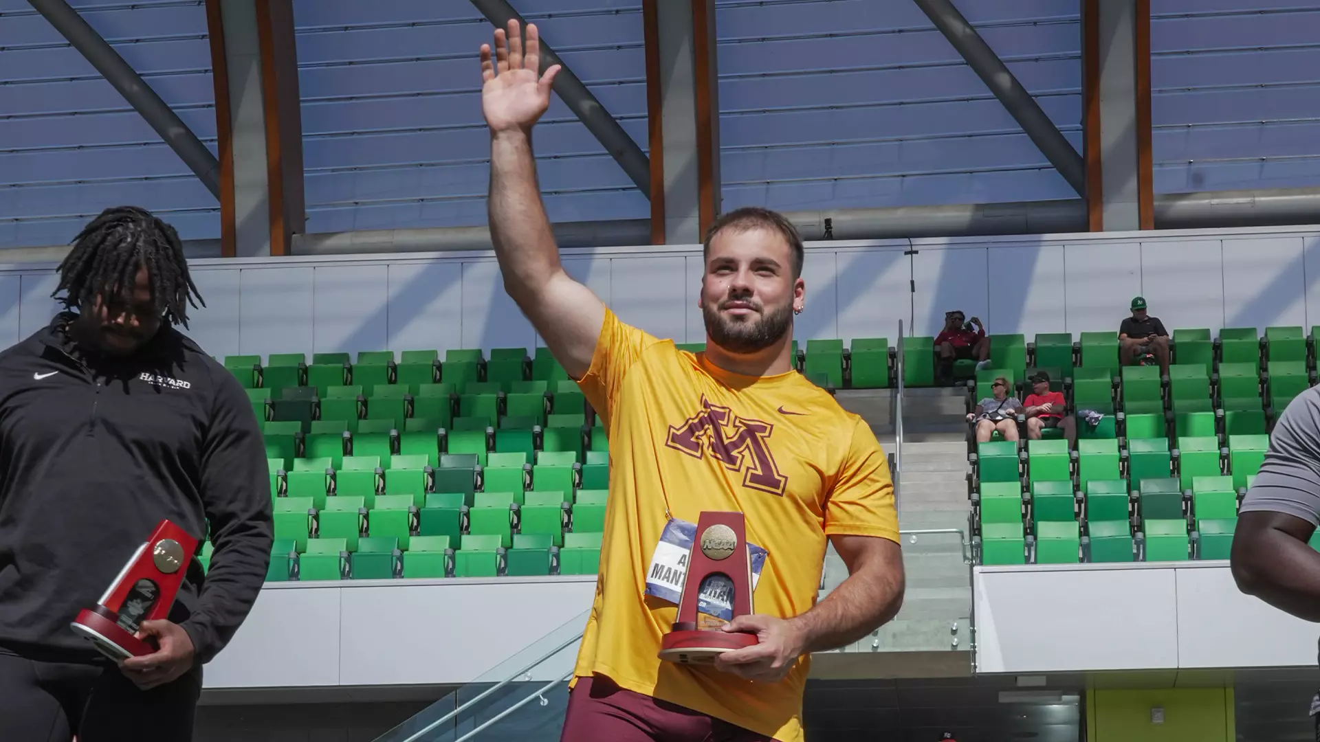 «Έφυγε» για Τόκιο ο Μαντζουράνης με πανελλήνιο ρεκόρ Κ23 – Νο3 όλων των εποχών στη σφυροβολία