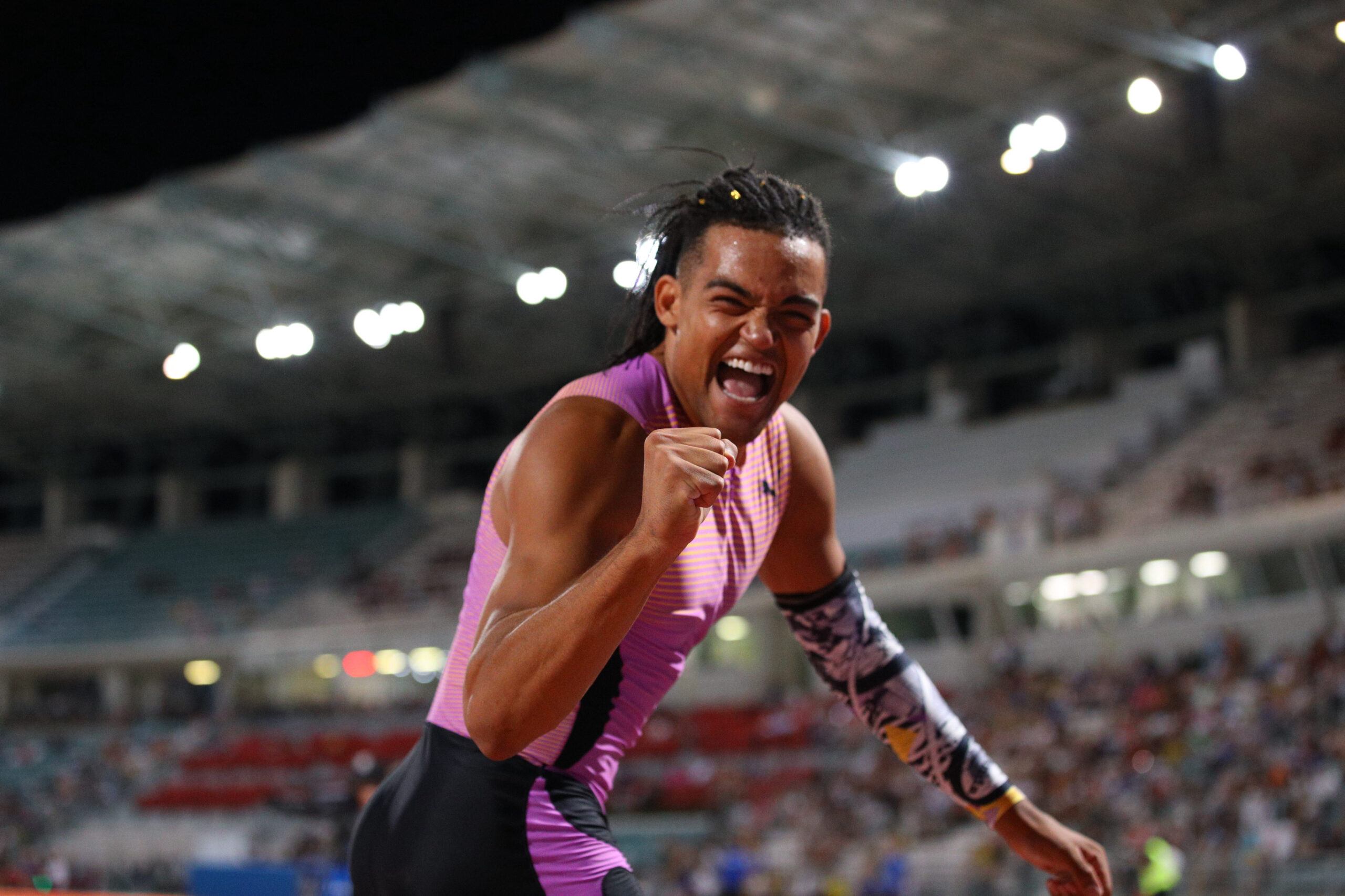 Πανελλήνιο στίβου 2025: ΑΣΤΑΜΑΤΗΤΟΣ Ο ΚΑΡΑΛΗΣ – 4ος όλων των εποχών με 6.08μ και νέο πανελλήνιο ρεκόρ