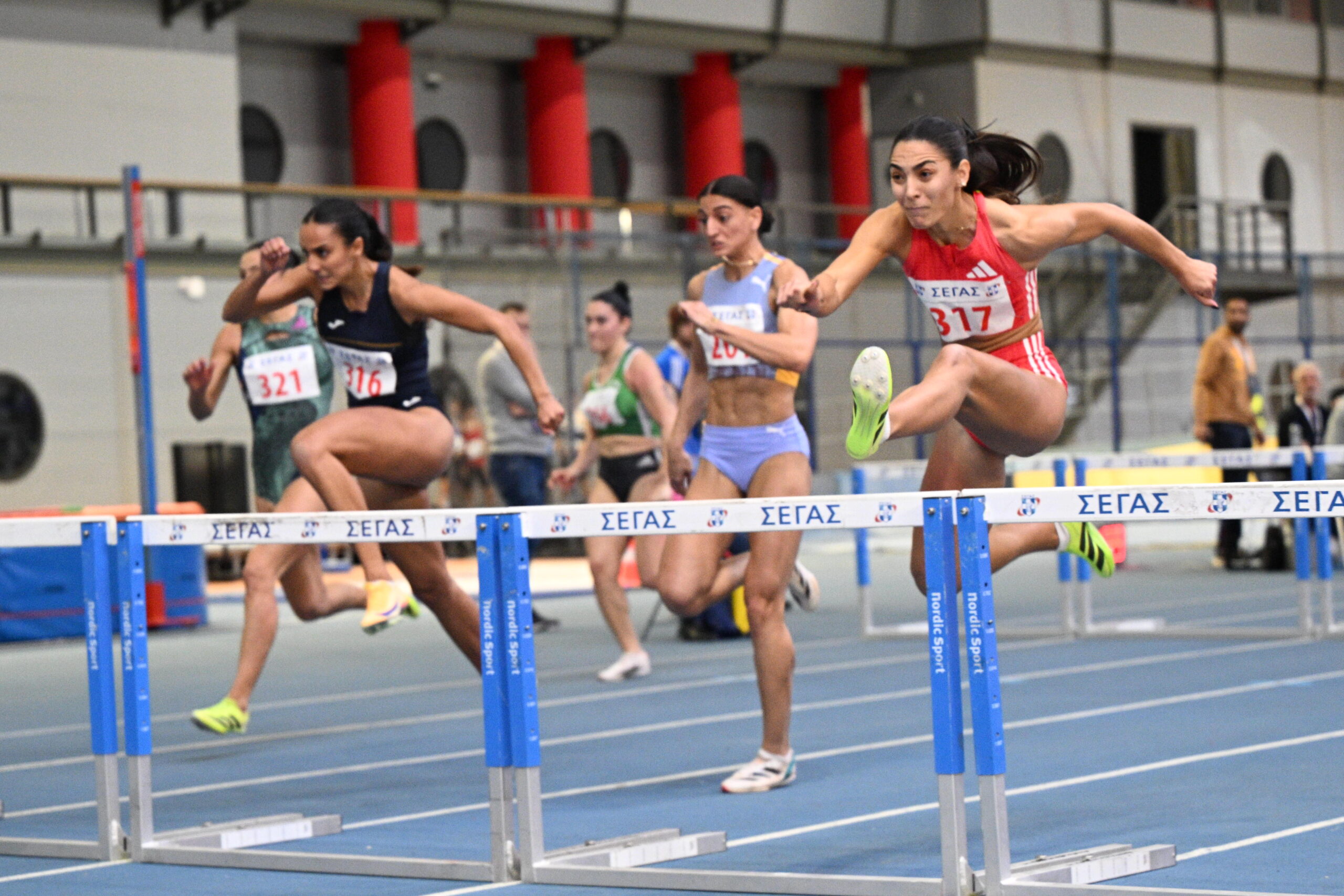 «Βλέπει» Παγκόσμιο η Ιωσηφίδου – Πανελλήνιο ρεκόρ Κ18 η Μπακογιάννη στα 60μ εμπόδια